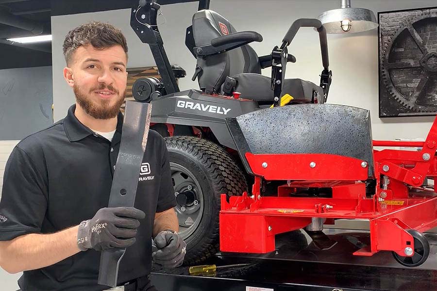 Zero turn mower blades discount