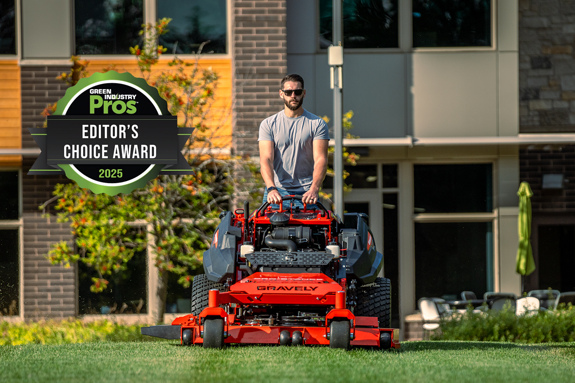 Gravely® Pro-Stance® Ultra wins Green Industry Pros 2025 Editor’s Choice Award